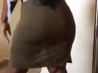 Big booty twerking