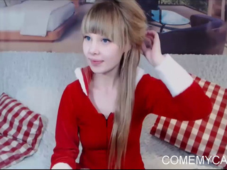 European babe celebrates christmas on webcam with you